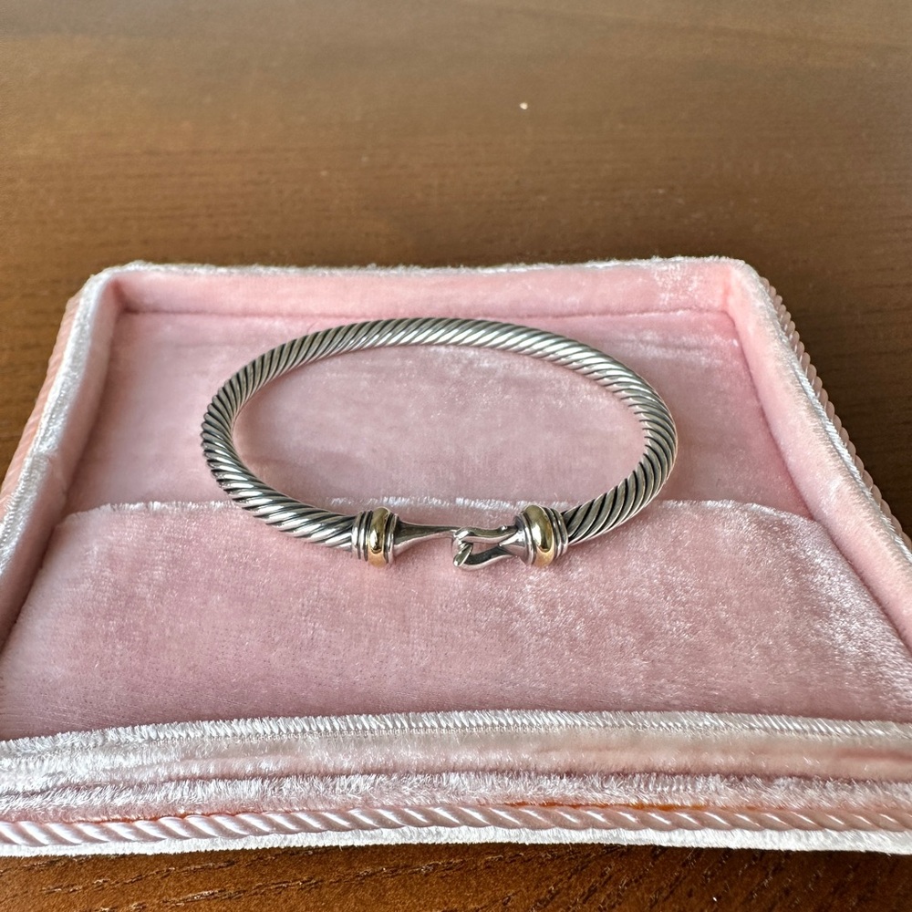 David Yurman Buckle Classic Cable Bracelet - Picture 5 of 14